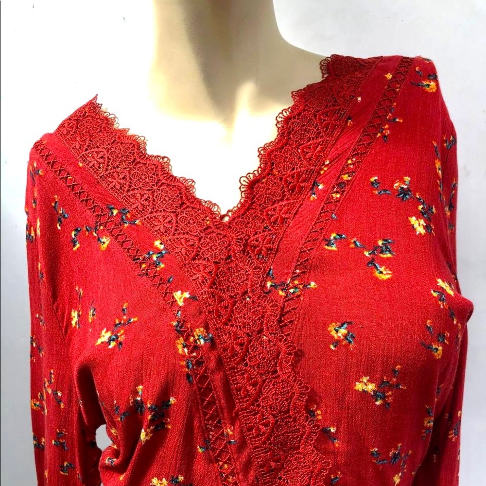 Polly & Esther top long sleeve red size M